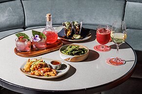 Tribe London Canary Wharf