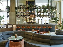 Tribe London Canary Wharf