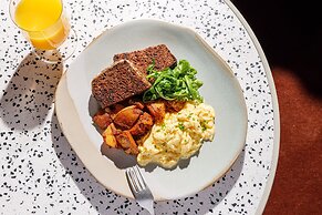 Tribe London Canary Wharf