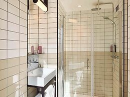 Tribe London Canary Wharf