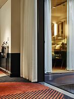 Tribe London Canary Wharf