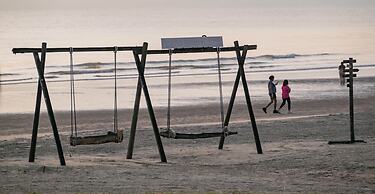 Timurbay beachfront by Perfect Host