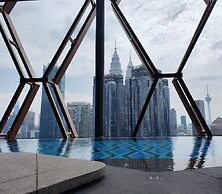 Scarletz Suites KLCC by Mykey