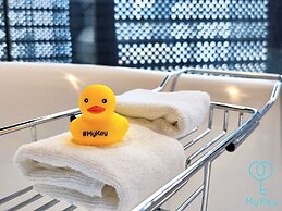 Scarletz Suites KLCC by Mykey