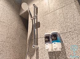 Scarletz Suites KLCC by Mykey