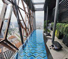 Scarletz Suites KLCC by Mykey