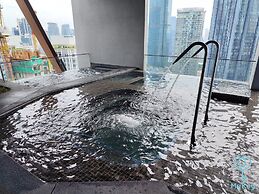 Scarletz Suites KLCC by Mykey