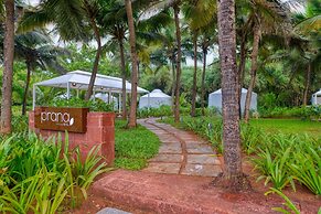 Azaya Pool Suites