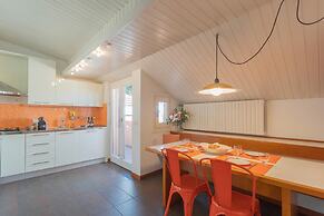 La Mansarda in Como With 3 Bedrooms and 2 Bathrooms