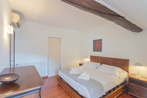 La Mansarda in Como With 3 Bedrooms and 2 Bathrooms