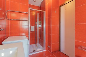 La Mansarda in Como With 3 Bedrooms and 2 Bathrooms