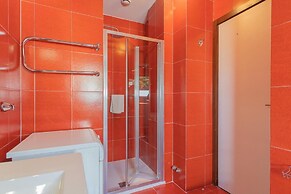 La Mansarda in Como With 3 Bedrooms and 2 Bathrooms