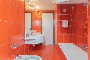 La Mansarda in Como With 3 Bedrooms and 2 Bathrooms