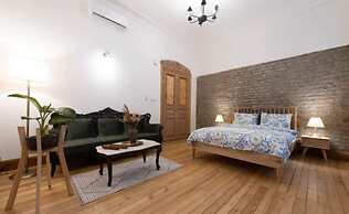 Bawwindow Suit Pera in Galata