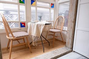 Bawwindow Suit Pera in Galata