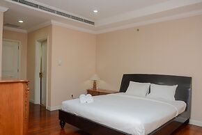 Strategic 2Br At Istana Sahid Sudirman Apartment