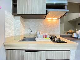 Spacious And Homey 2Br Apartment At Newton Residence