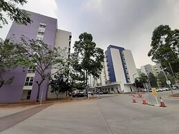 Comfortable And Cozy Studio At Aeropolis 3 Apartment