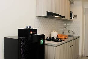 Elegant And Comfy Studio At Grand Kamala Lagoon Apartment