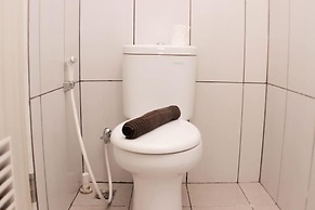 Elegant And Comfy Studio At Grand Kamala Lagoon Apartment