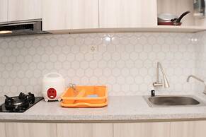 Elegant And Comfy Studio At Grand Kamala Lagoon Apartment