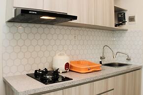 Elegant And Comfy Studio At Grand Kamala Lagoon Apartment