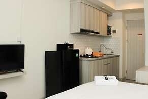 Elegant And Comfy Studio At Grand Kamala Lagoon Apartment