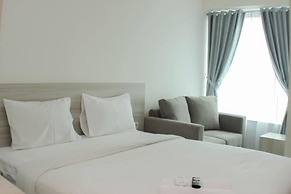 Elegant And Comfy Studio At Grand Kamala Lagoon Apartment