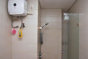 Great Location And Comfy 1Br Apartment At Woodland Park Residence