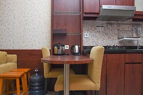 Great Location And Comfy 1Br Apartment At Woodland Park Residence