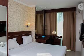 Great Location And Comfy 1Br Apartment At Woodland Park Residence