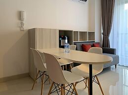 Cozy Living And Tidy 2Br Ciputra World 2 Apartment