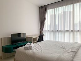 Cozy Living And Tidy 2Br Ciputra World 2 Apartment