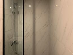 Cozy Living And Tidy 2Br Ciputra World 2 Apartment