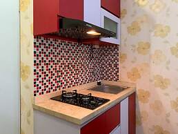 Comfort 2Br Apartment At Green Pramuka City
