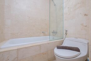 Luxury And Strategic 1Br Apartment At The Empyreal Epicentrum