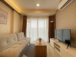 Cozy Well Furnished Deluxe 2Br At Gateway Pasteur Apartment