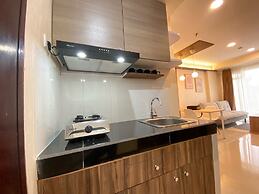 Cozy Well Furnished Deluxe 2Br At Gateway Pasteur Apartment