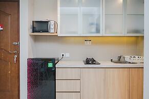 Comfort And Comfy 2Br At Great Western Resort Apartment