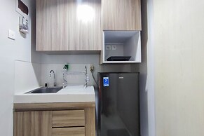 Comfort 1Br At Amartha View Apartment