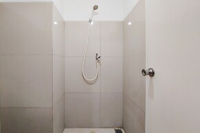 Comfort And Cozy Stay Studio Room At Baileys Apartment