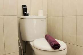 Cozy And Modern Studio Apartment At Springlake Summarecon Bekasi