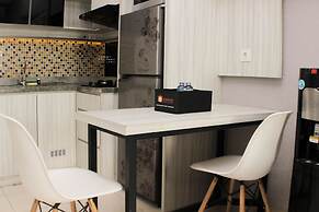 Warm And Enjoy Living 2Br At Springlake Summarecon Bekasi Apartment