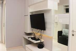 Warm And Enjoy Living 2Br At Springlake Summarecon Bekasi Apartment