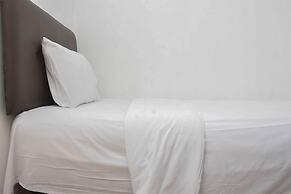 Cozy Stay And Comfort 2Br At Bassura Apartment