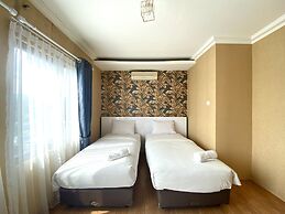 Cozy Furnished 3Br At Grand Setiabudi Apartment