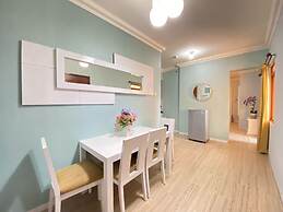 Cozy Furnished 3Br At Grand Setiabudi Apartment