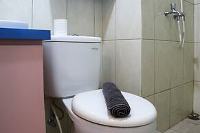 Comfort And Cozy 2Br At Springlake Summarecon Bekasi Apartment