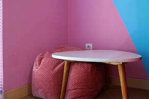 Comfort And Cozy 2Br At Springlake Summarecon Bekasi Apartment