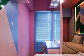 Comfort And Cozy 2Br At Springlake Summarecon Bekasi Apartment